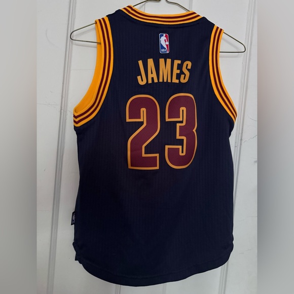 LeBron James Cleveland Cavs Jersey 🏀 - Picture 1 of 3